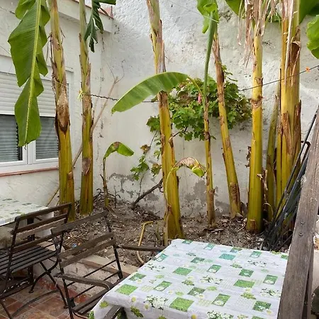 Habitacion , Tipo Estudiante De Dos Camas, Independiente, Pequeno Bano Propio, Students, Backpackers , One Room 2 Beds ,And Bathroom, Habitacion Independiente En Casa Vecinal Particular ,Con Litera De 90,Con ,Aire Acondicionado Portatil,Patio Comun *