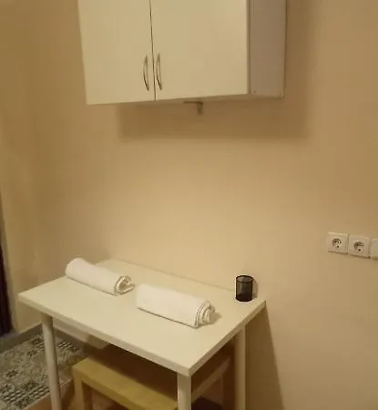 Habitacion , Tipo Estudiante De Dos Camas, Independiente, Pequeno Bano Propio, Students, Backpackers , One Room 2 Beds ,And Bathroom, Habitacion Independiente En Casa Vecinal Particular ,Con Litera De 90,Con ,Aire Acondicionado Portatil,Patio Comun Homestay szállás