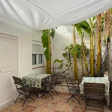 Habitacion , Tipo Estudiante De Dos Camas, Independiente, Pequeno Bano Propio, Students, Backpackers , One Room 2 Beds ,And Bathroom, Habitacion Independiente En Casa Vecinal Particular ,Con Litera De 90,Con ,Aire Acondicionado Portatil,Patio Comun Homestay szállás *